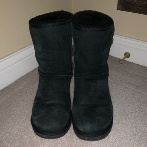 ugg classic short boots
